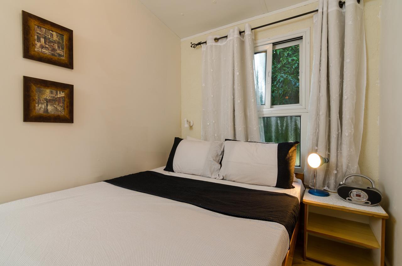 Yuval Orna'S Corner B&B 외부 사진