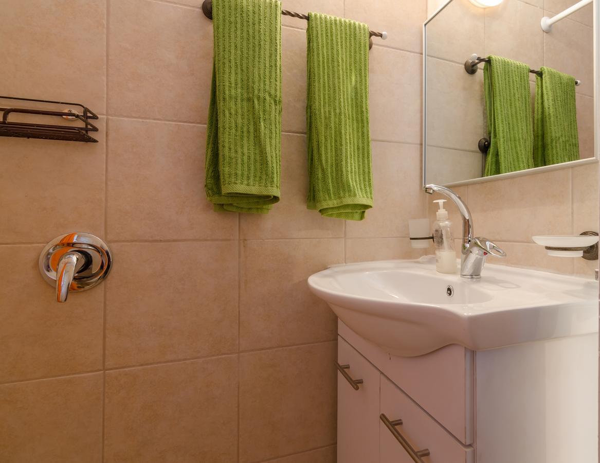 Yuval Orna'S Corner B&B 외부 사진
