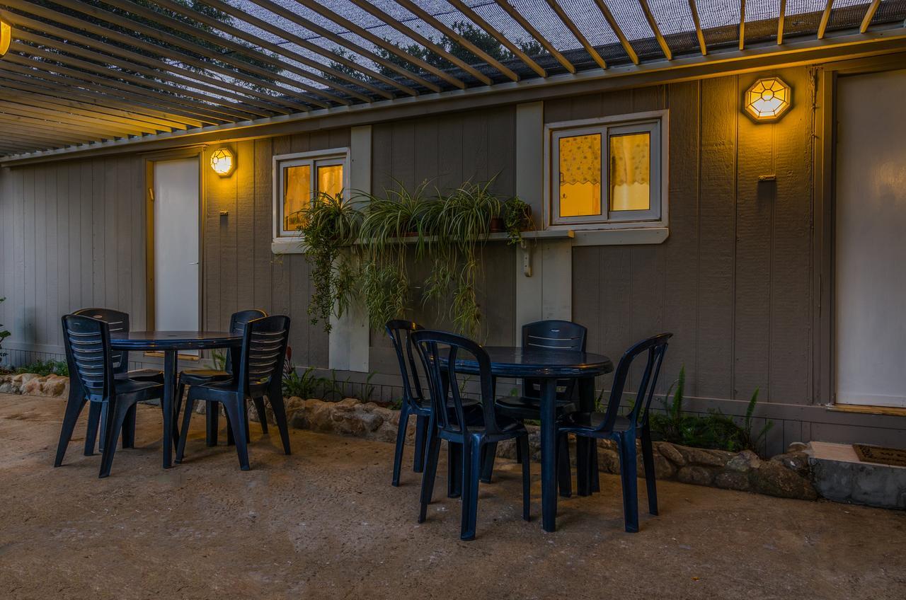Yuval Orna'S Corner B&B 외부 사진